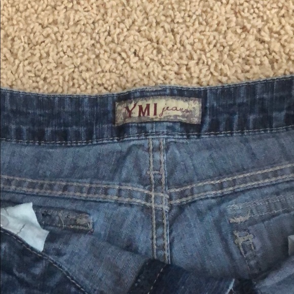 YMI Jeans Shorts - Picture 3 of 4